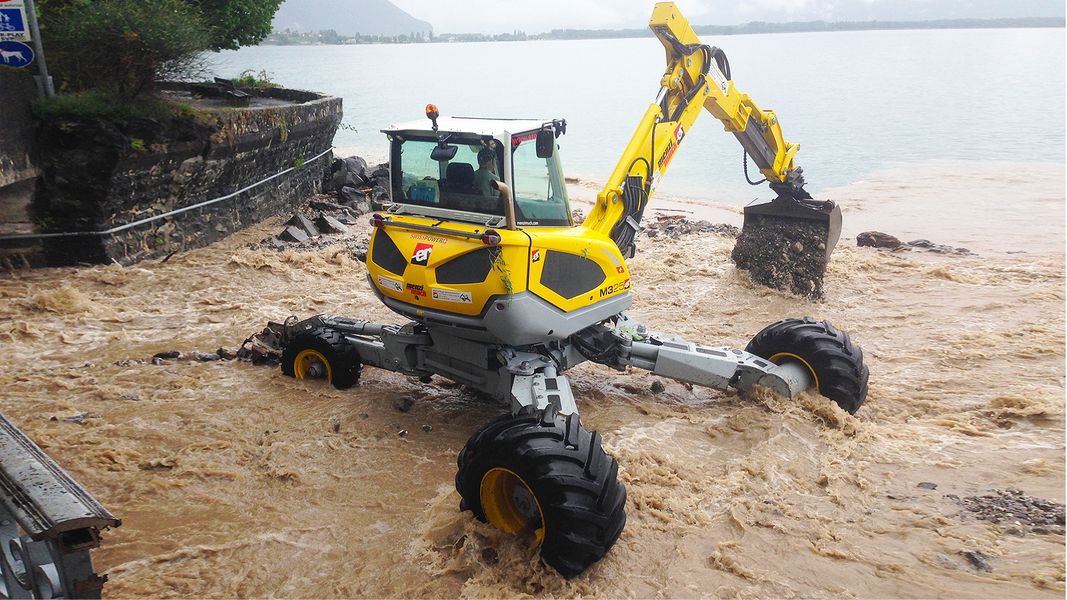 Menzi Muck M320/325